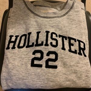 Hollister Sweatshirt